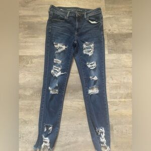 AMERICAN EAGLE JEANS